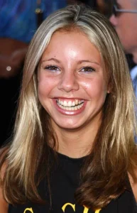 Niki Saletta - Biography