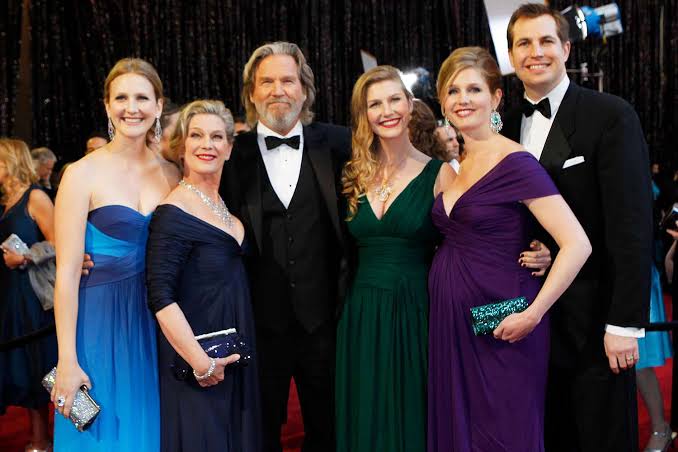 Meet Jeff Bridges’ Kids: Isabelle Bridges, Jessica Lily Bridges, and Haley Roselouise Bridges
