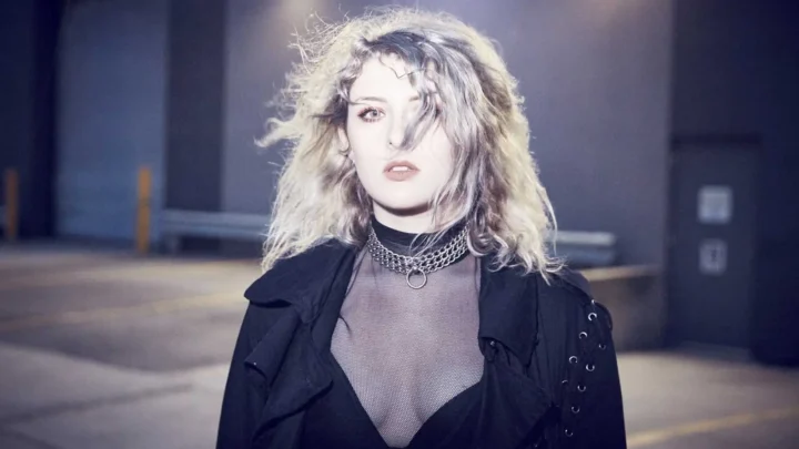 Mothica Biography: Family, Age, Height, Net Worth, Parents, Songs, Instagram, Spouse