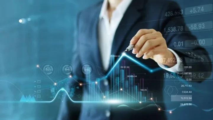 The Minimum Viable Investment Strategy for Someone Starting at 40