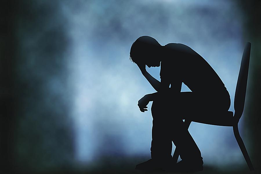 The Quiet Signs of Depression That Look Like Laziness From the Outside