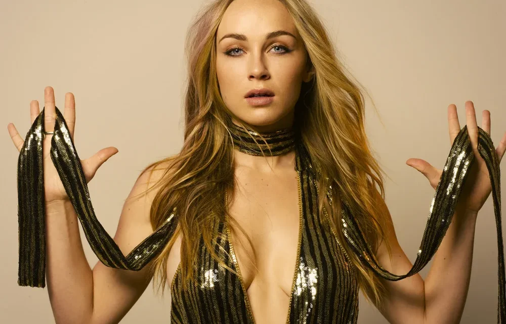 Zella Day Biography: Net Worth, Boyfriend, Age, Parents, Height, Family, Nationality, Songs, Instagram