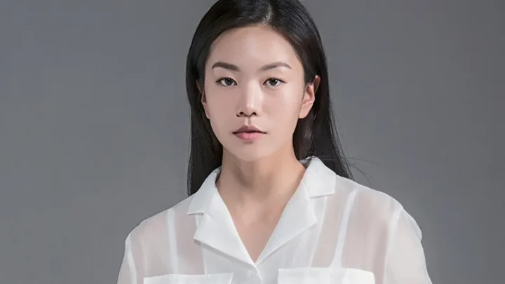 Lee Seol Biography: Nationality, Movies, TV Shows, Children, Age, Net Worth, Spouse, Height, Instagram