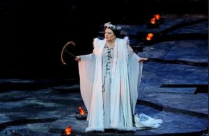 Albina Shagimuratova - Biography