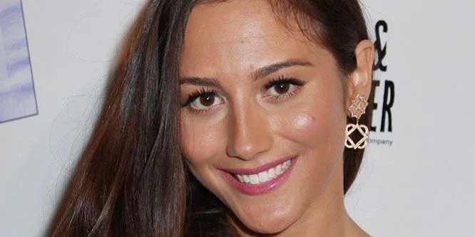 Zoë Belkin Biography: Height, Wiki, Parents, Siblings, Movies, Age, Net Worth, Instagram, Spouse