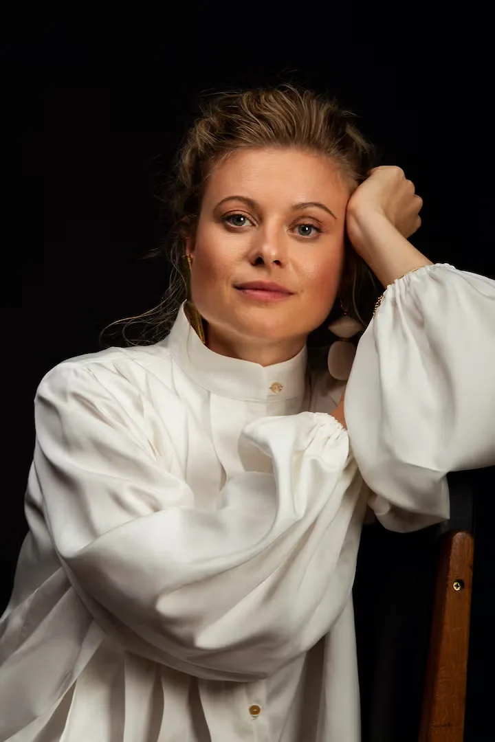 Bonnie Piesse - Biography