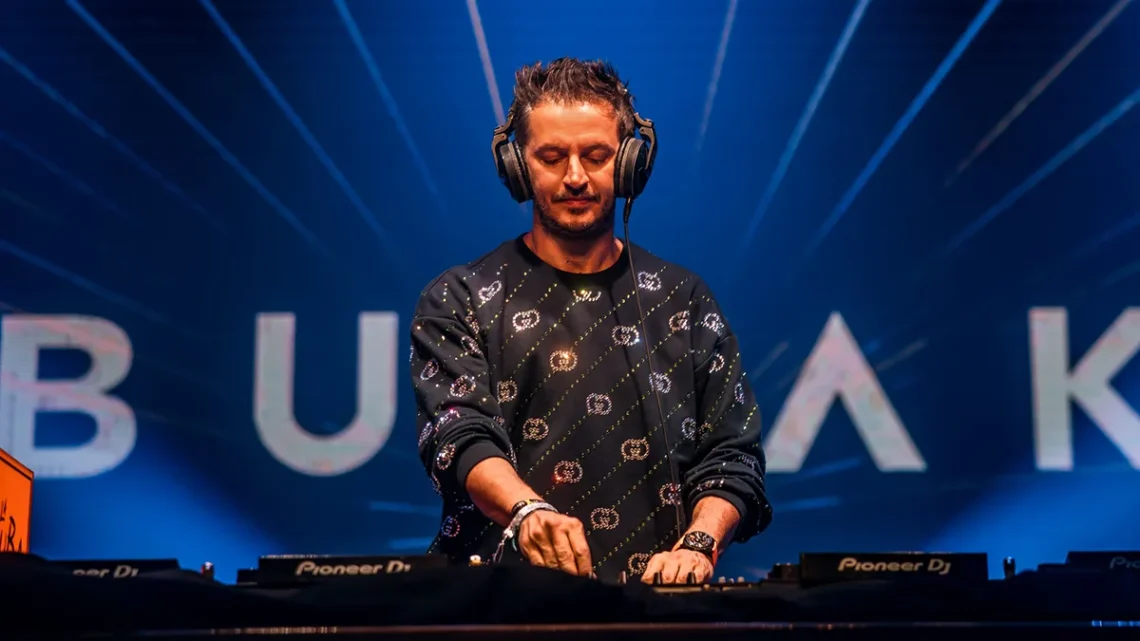 Burak Yeter Biography: Net Worth, Height, Instagram, Songs, Girlfriend, Age, Ethnicity, Awards