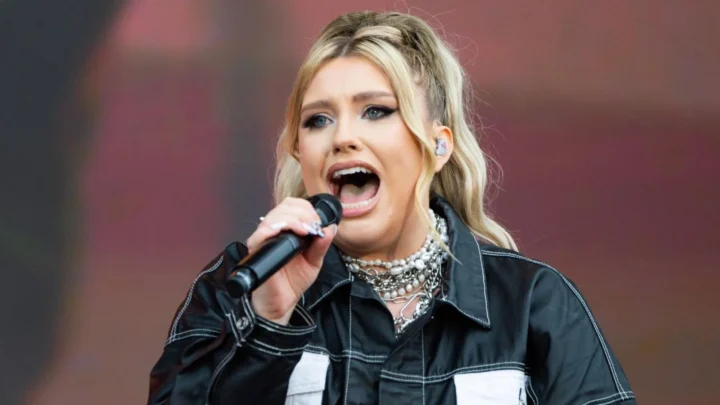Ella Henderson Biography: Boyfriend, Songs, Age, Net Worth, Instagram, Awards, Parents