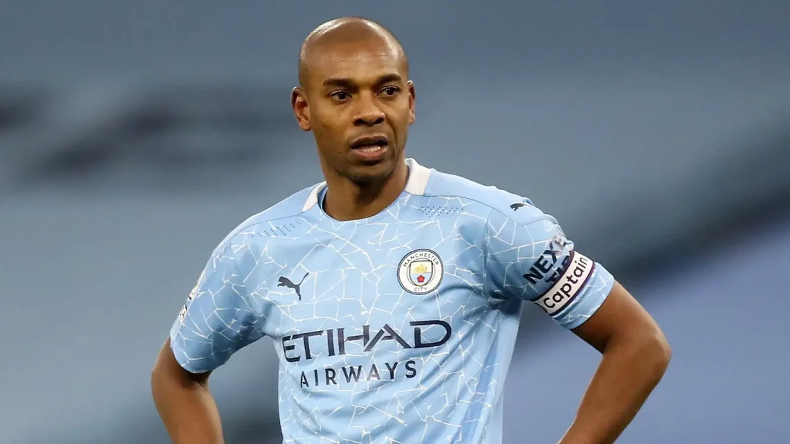 Fernandinho Biography: Age, Wife, , Awards, Net Worth, Age, Height, Goals, Instagram