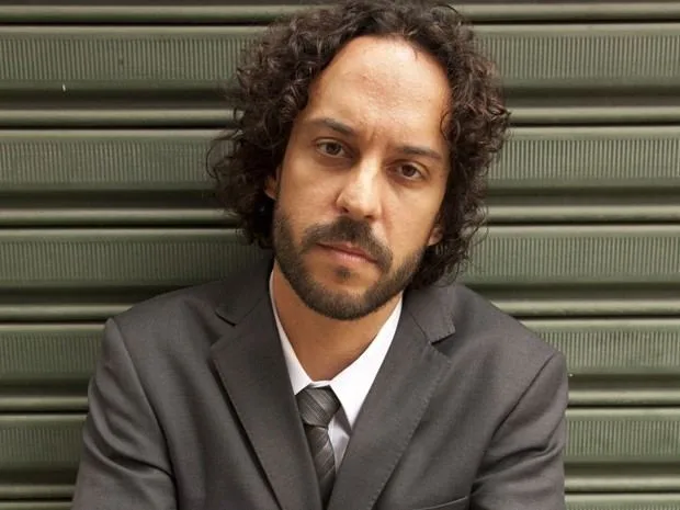 Gabriel o Pensador Biography: Siblings, Age, Wife, Net Worth, Songs, Height, Instagram, Spouse