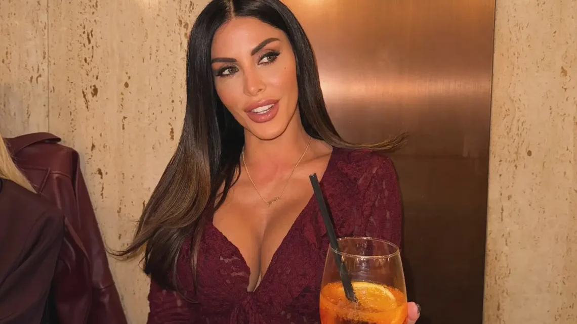 Guendalina Tavassi Biography: Kids, Pictures, Siblings, Parents, Height, Age, Net Worth, Husband, Birthday, Films  