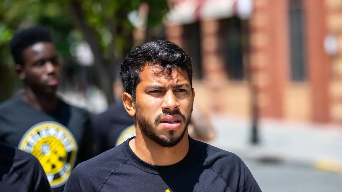 Eduardo Sosa Biography: Football Team, Salary, Siblings, Parents, Height, Age, Net Worth, Girlfriend  