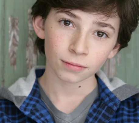 Joshua Carlon Biography: Age, Awards, Height, Net Worth, Movies, Family, Parents