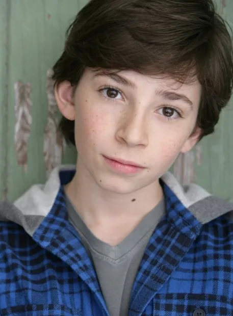 Joshua Carlon Biography: Age, Awards, Height, Net Worth, Movies, Family, Parents