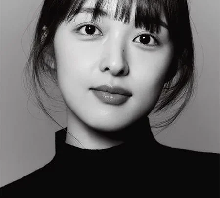 Kim Bo-ra Biography: Age, Net Worth, Parents, Height, Movies & TV Shows, Career, Husband