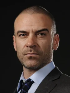 Alan van Sprang - Biography