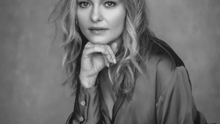 Ciara Charteris Biography: Age, Height, Parents, Net Worth, Movies & TV Shows, Advocacy, Partner