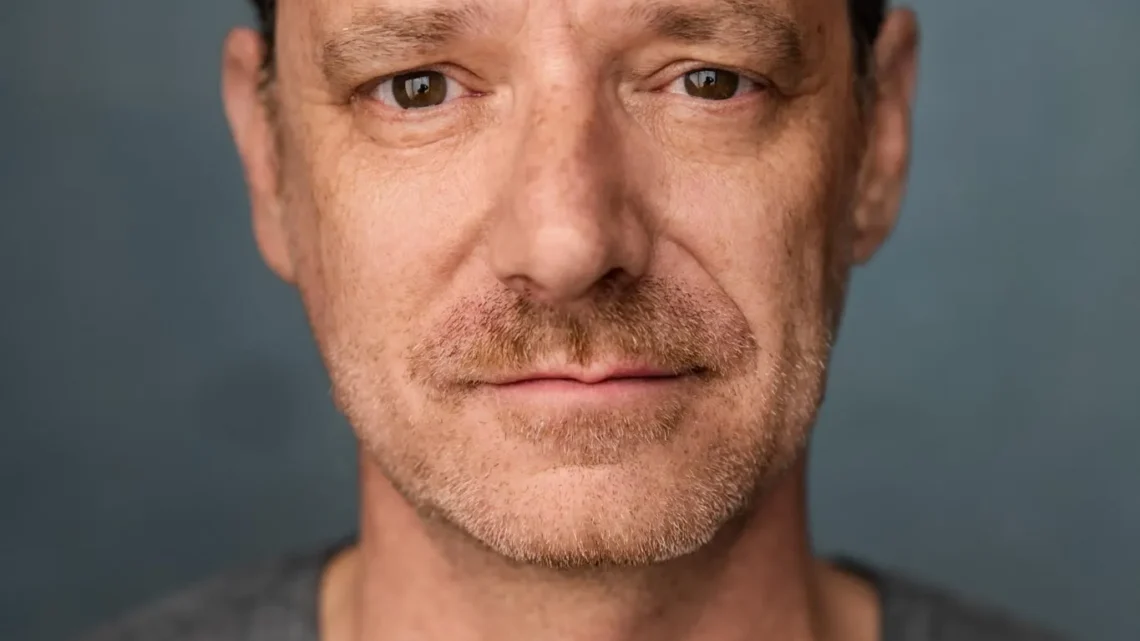Peter Seaton-Clark Biography: Wife, Age, Net Worth, Parents, Height, Kids, Movies & TV Shows
