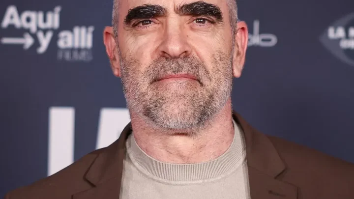 Luis Tosar Biography: Wife, Age, Kids, Height, Net Worth, Parents, Movies & Awards