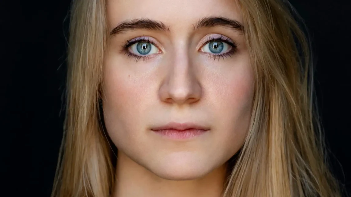 Anna Rust Biography: Age, Net Worth, Parents, Height, Movies & TV Shows, Career, Instagram, Partner
