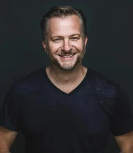 Robert McCollum - Biography