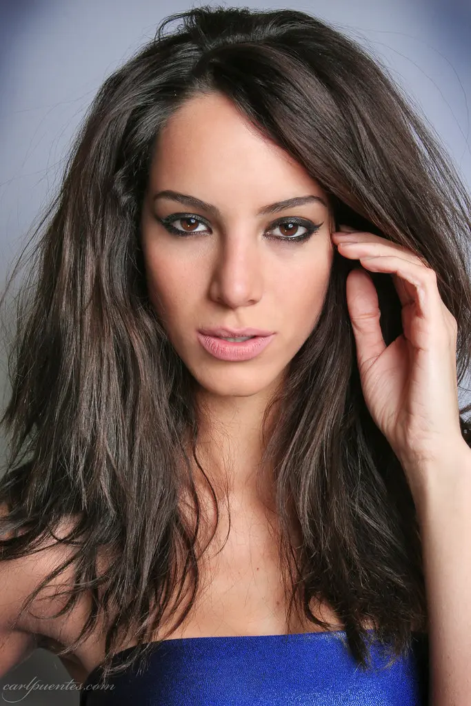 Larissa Andrade - Biography