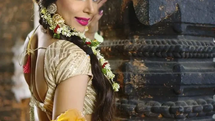 Maahi Khan Biography: Age, Net Worth, Parents, Height, Movies & TV Shows, Career, Partner