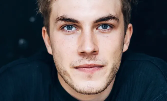 Felix Mayr Biography: Age, Net Worth, Parents, Height, Movies & TV Shows, Career, Girlfriend