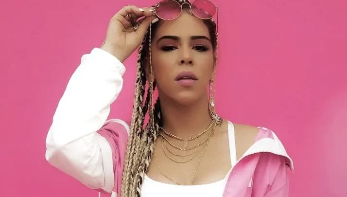 Flora Matos Biography: Siblings, Boyfriend, Net Worth, Height, Age, Songs, Wikipedia, Instagram, Nationality
