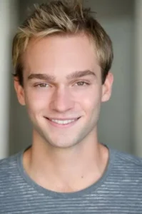 Devon Gearhart - Biography