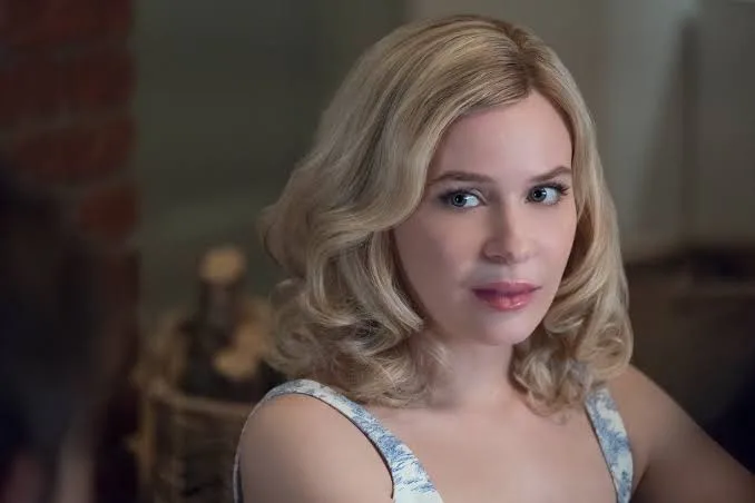 Isabelle McNally Biography: Net Worth, Siblings, Age, Parents, Height, Movies, Wikipedia