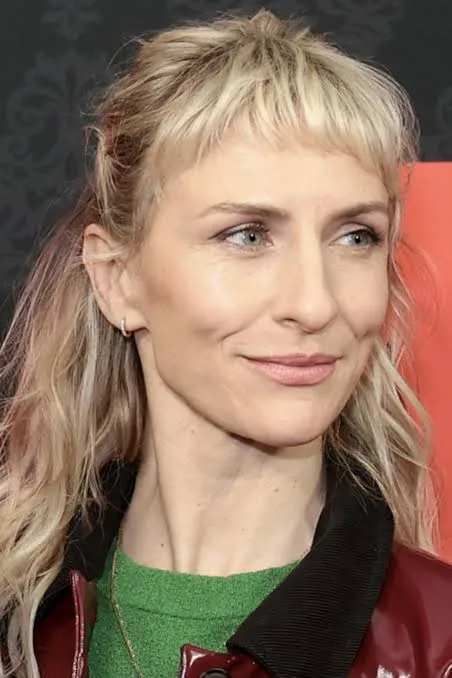 Mickey Sumner - Biography