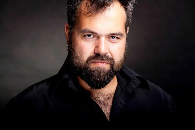 Mark Ullod Biography: Movies, Age, Siblings, Net Worth, Songs, Height, Wife, Parents, Facebook, Voice Roles