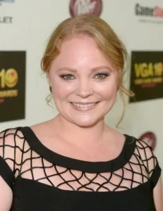Melissa Hutchison - Biography