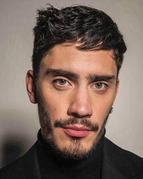 Iván Amozurrutia Biography: Girlfriend, Age, Parents, Height, Net Worth, Movies & TV Shows, Brother