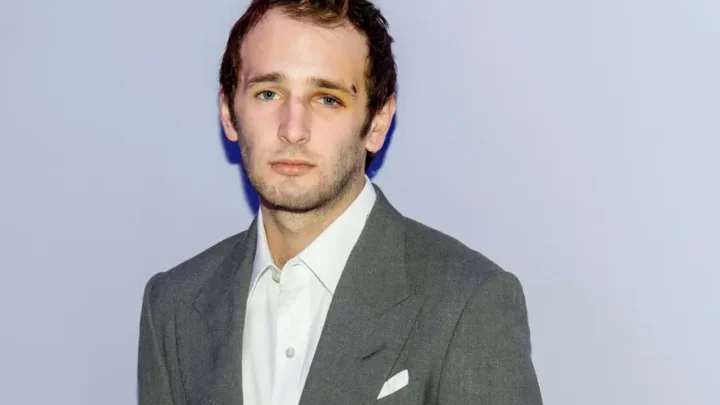 Sean Penn’s son, Hopper Penn Biography: Age, Height, Net Worth, Wife, Parents, Movies, Instagram