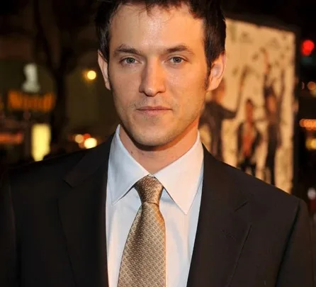 Adam Rothenberg Biography: Wife, Age, Kids, Height, Net Worth, Parents, Movies & TV Shows