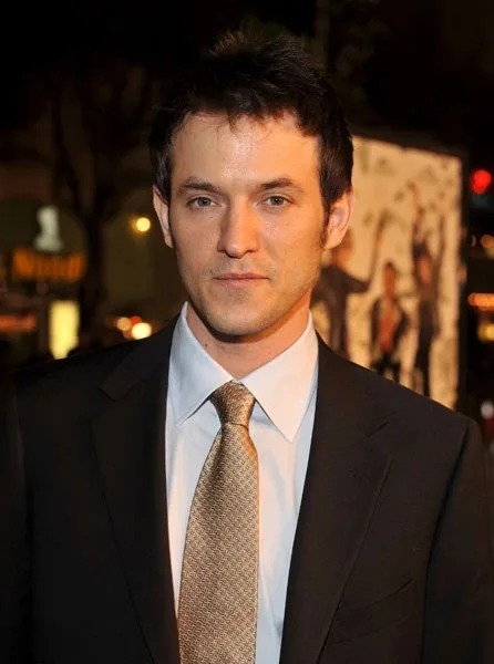 Adam Rothenberg Biography: Wife, Age, Kids, Height, Net Worth, Parents, Movies & TV Shows