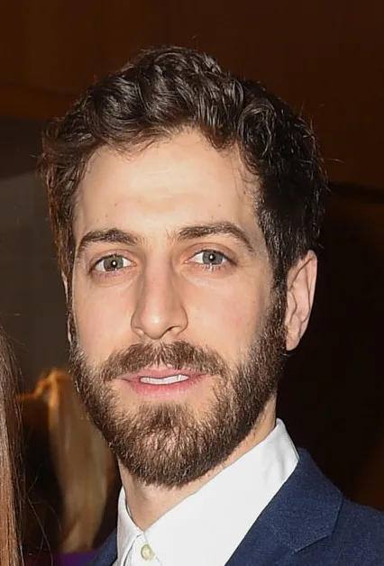 David Reale Biography: Movies, Height, TV Shows,  Age, Net Worth, Parents, Girlfriend, Facebook
