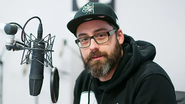 Sido Biography: Height, Age, Net Worth, Songs, Albums, Instagram, Nationality