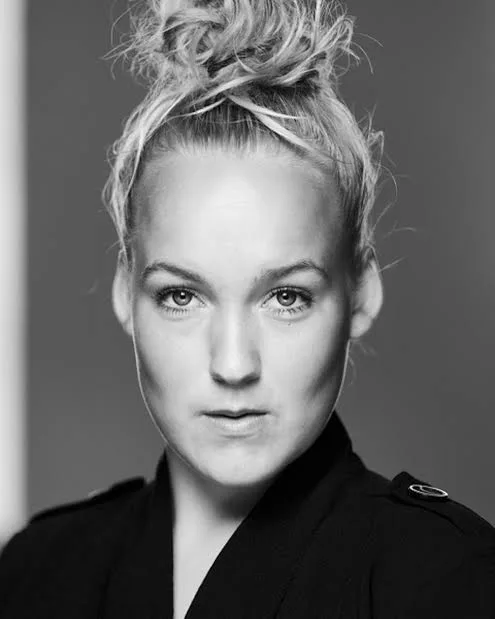 Jessica Dinnage Biography: Age, Parents, Height, Net Worth, Movies & TV Shows, Husband