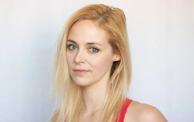 Liz Holtan Biography: Facebook, Age, TV Shows, Height, Net Worth, Parents, Partner, Movies, Ethnicity