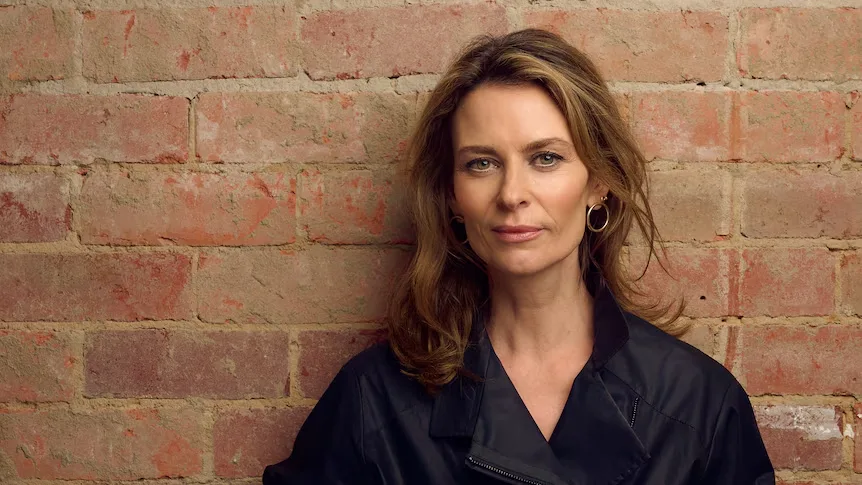 Kat Stewart Biography: Movies, Husband, Net Worth, TV Shows, Instagram, Wikipedia, Height