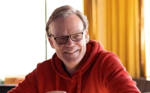 Joel Tobeck - Biography