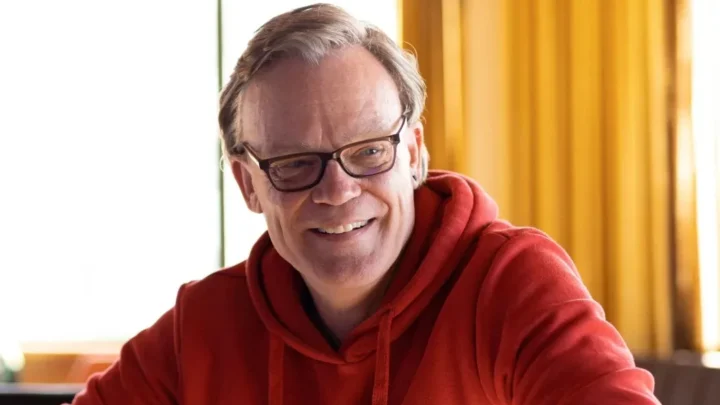 Joel Tobeck Biography: Age, Net Worth, Parents, Height, Kids, Movies & TV Shows, Awards, Wife