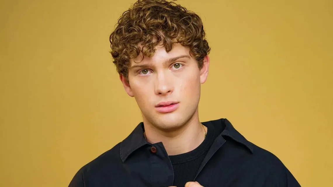Leo Reich Biography: Age, Height, Net Worth, Parents, Shows, Partner, Comedy