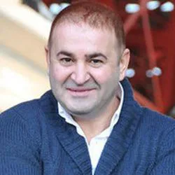 Şafak Sezer - Biography