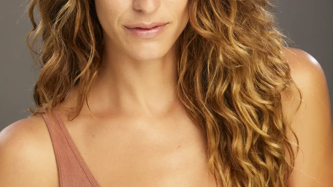 Bethany Curry Biography: Age, Parents, Siblings, Height, Net Worth, Movies & TV Shows, Spouse