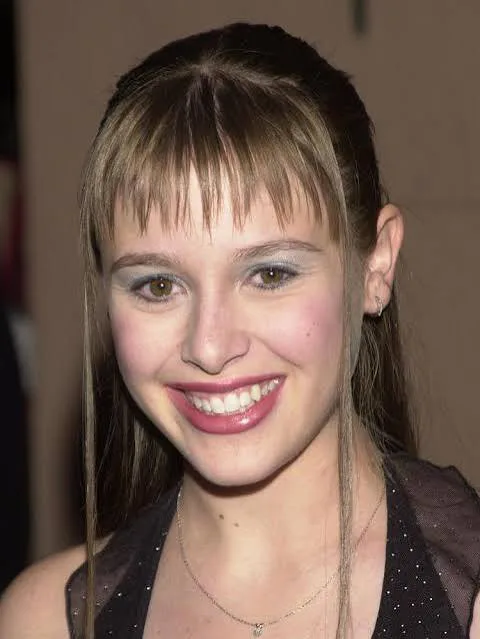 Cara DeLizia Biography: Parents, Kids, Height, Net Worth, Husband, Age, Movies, TV Shows, Instagram