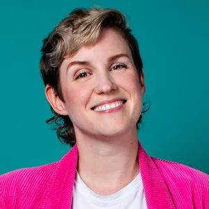 Leonie Schliesing - Biography